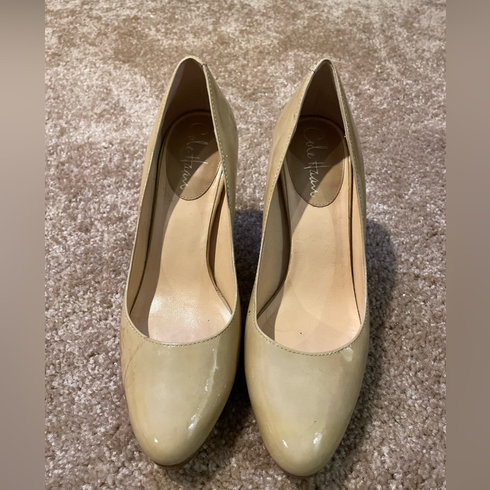 Cole Haan Tan patent heels Size 7.5